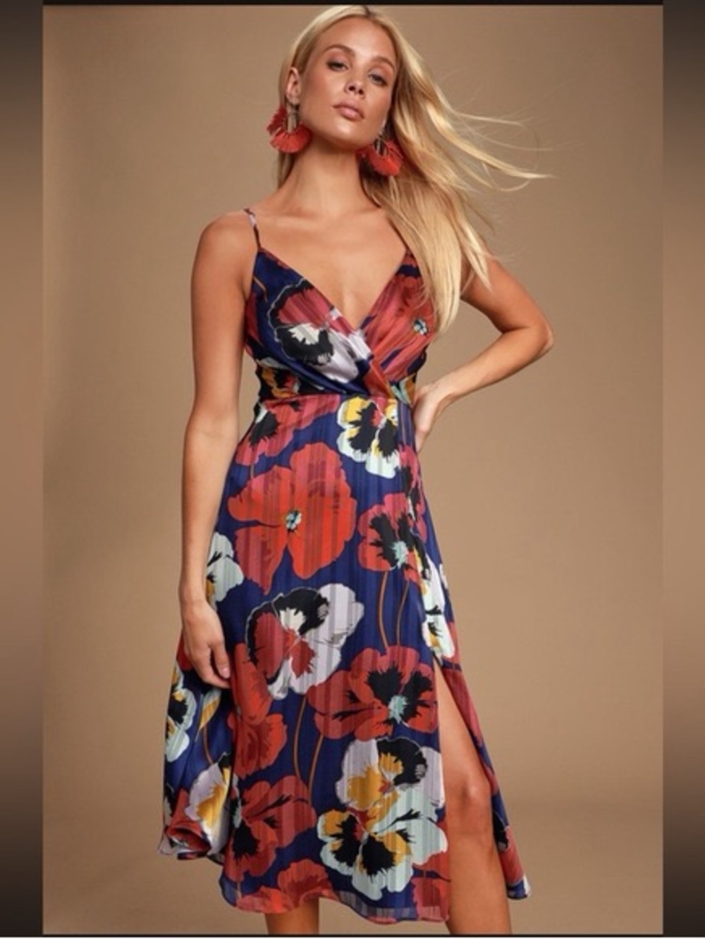 Lulu’s NWT Floral Print Midi Dress Size M